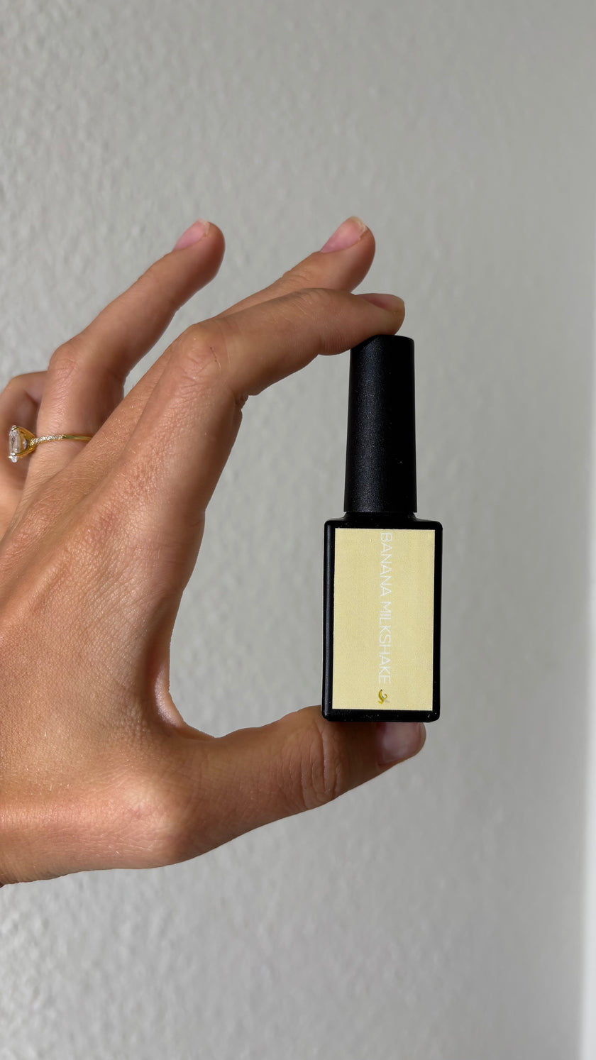 THE COLOR TO BUILD “banana milkshake” 🍌