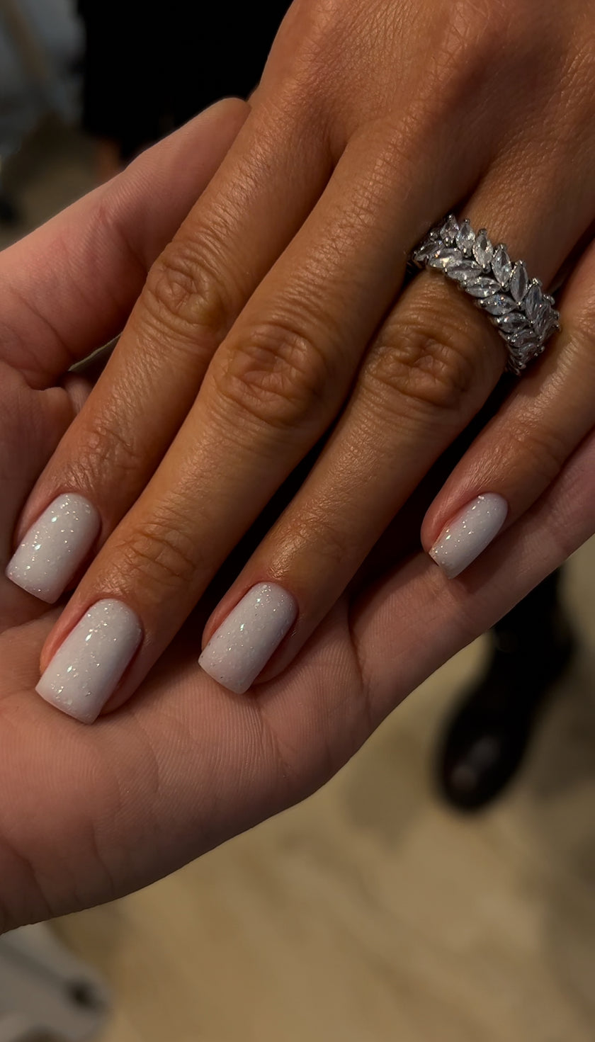 THE COLOR TO BUILD
„Ski Vacation