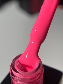 NEON FLAMINGO
