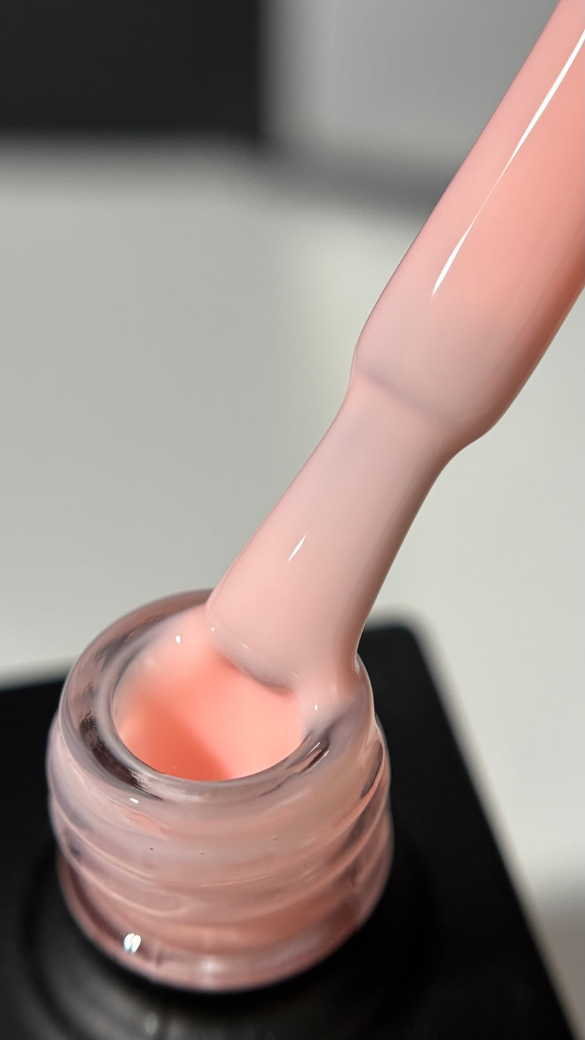 THE COLOR TO BUILD
“pony puff” 🦄