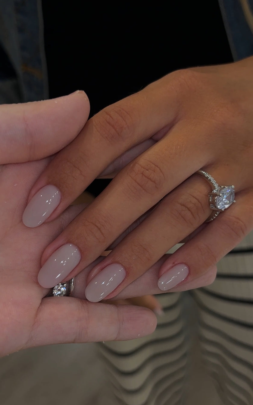 THE COLOR TO BUILD ''Greige''