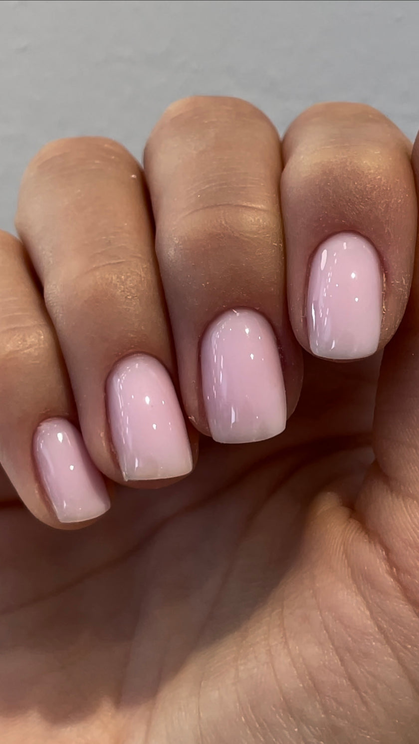 THE COLOR TO BUILD
„Marshmallow“