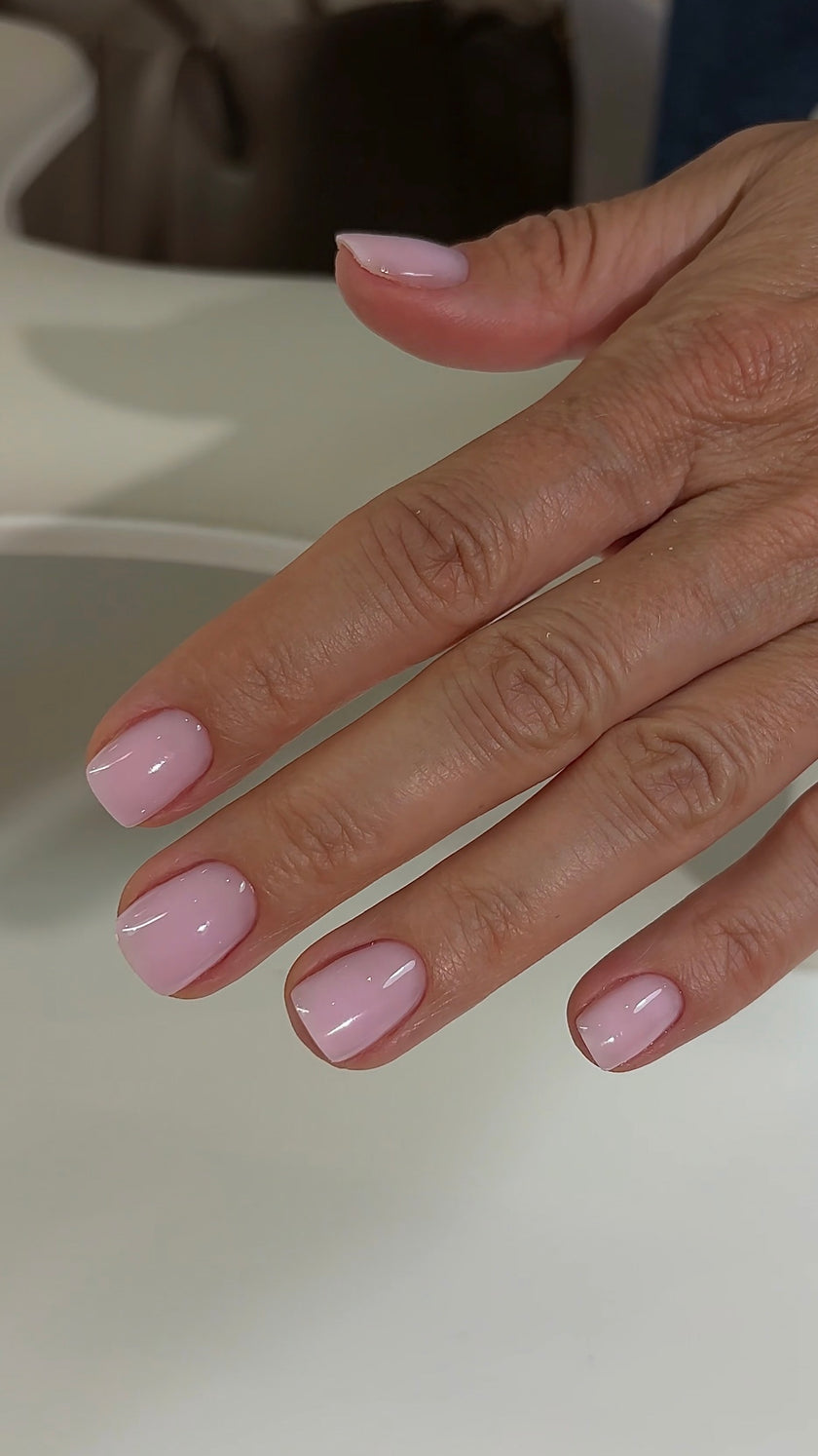 THE COLOR TO BUILD
„Marshmallow“