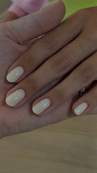 THE COLOR TO BUILD
„Butter“