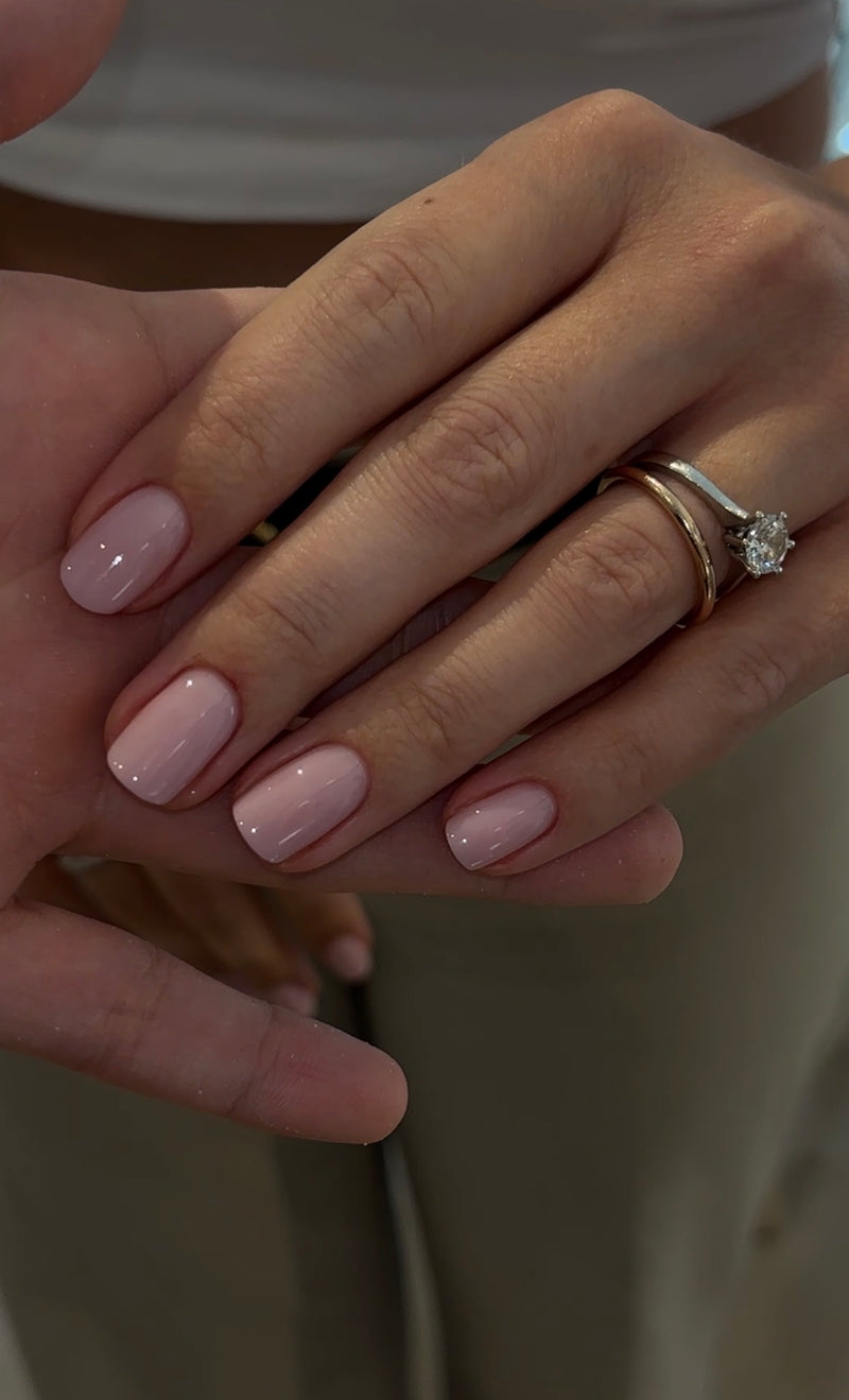 Alisa nails shop - uv base und top - Color base 