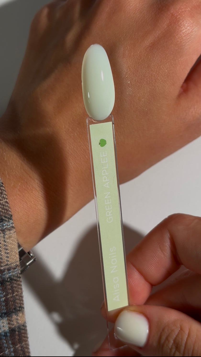 THE COLOR TO BUILD
 “green apple ” 🍏