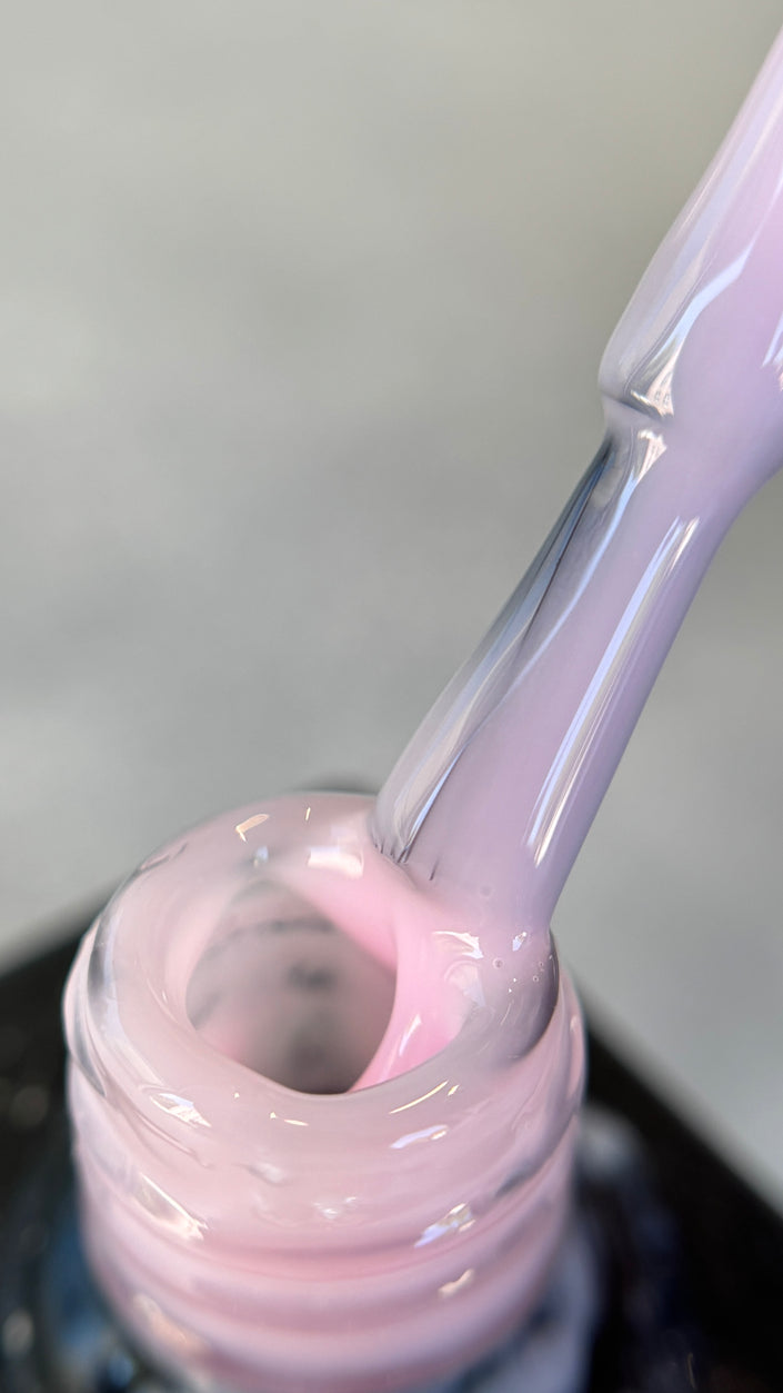 THE COLOR TO BUILD ''Lovely''