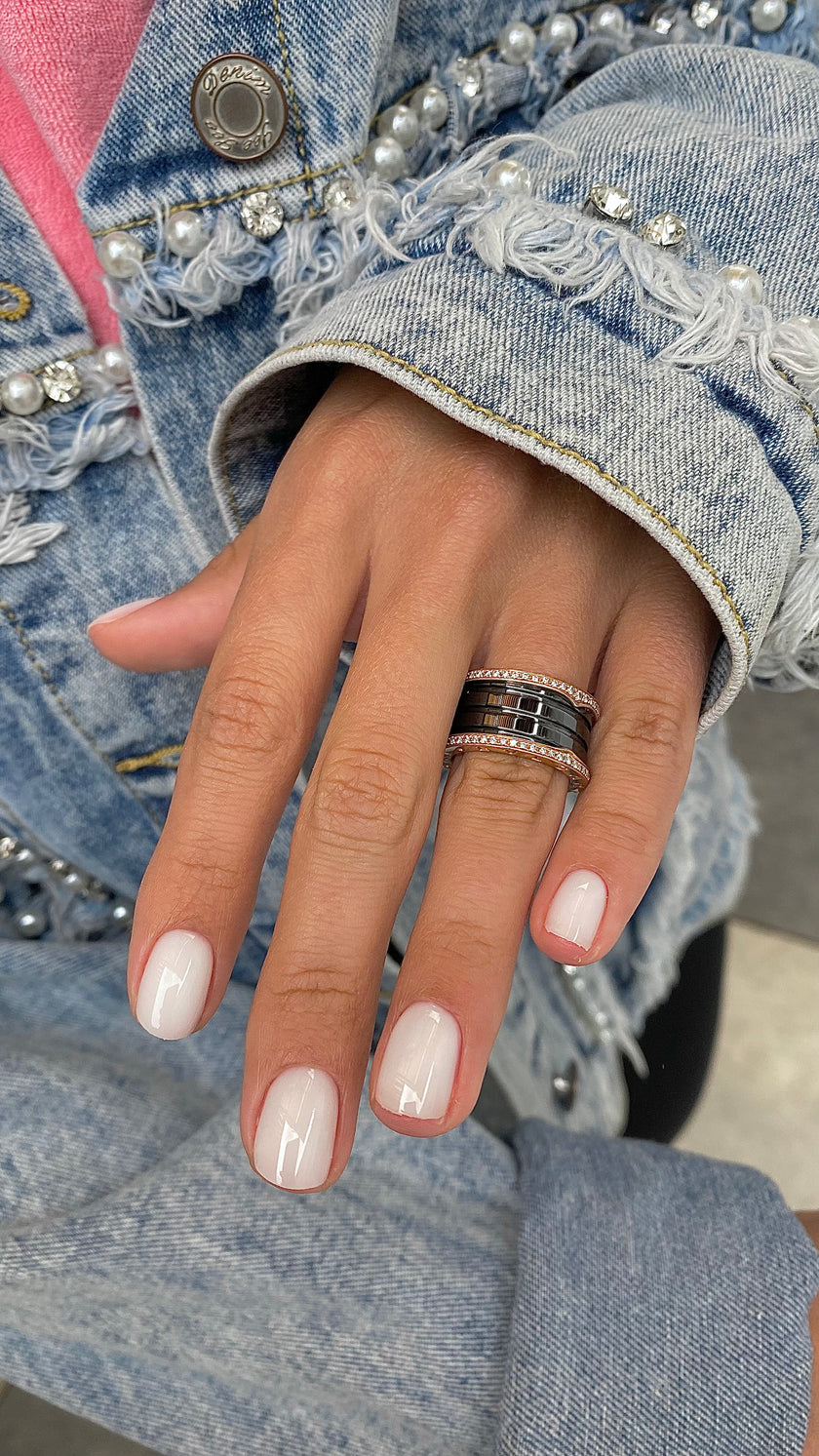 THE COLOR TO BUILD „Coconut“