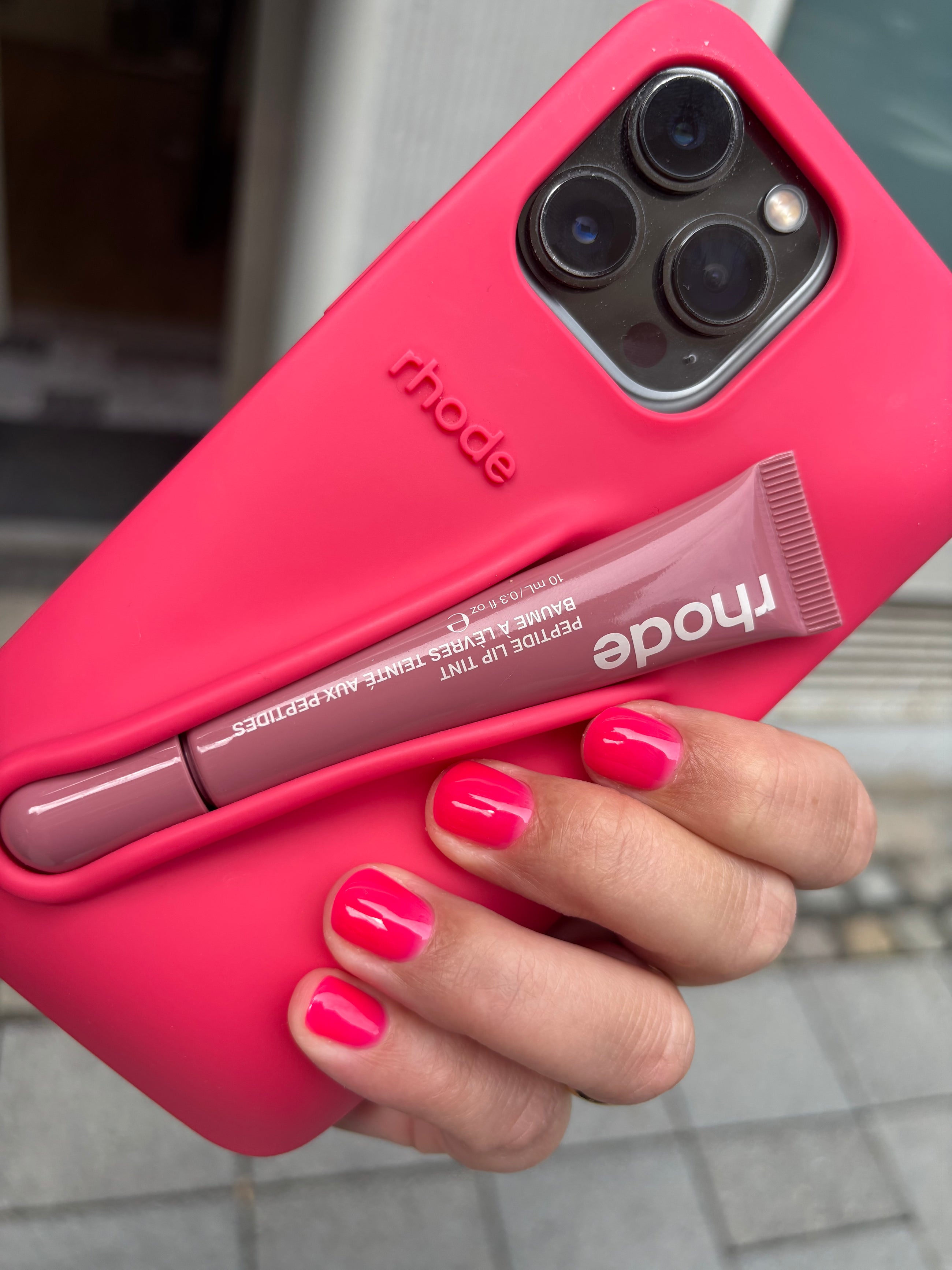 THE COLOR TO BUILD ''Raspberry'' Hema Free