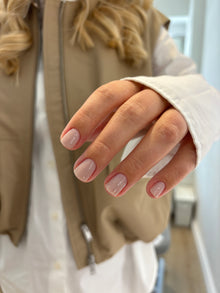 Bases und Tops für uv-maniküre Alisa Nails online bestellen 