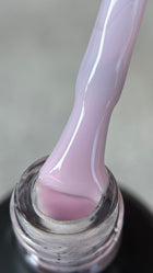 Uv Nagellacke und uv base coat in a bottle von Alisa Nails international 