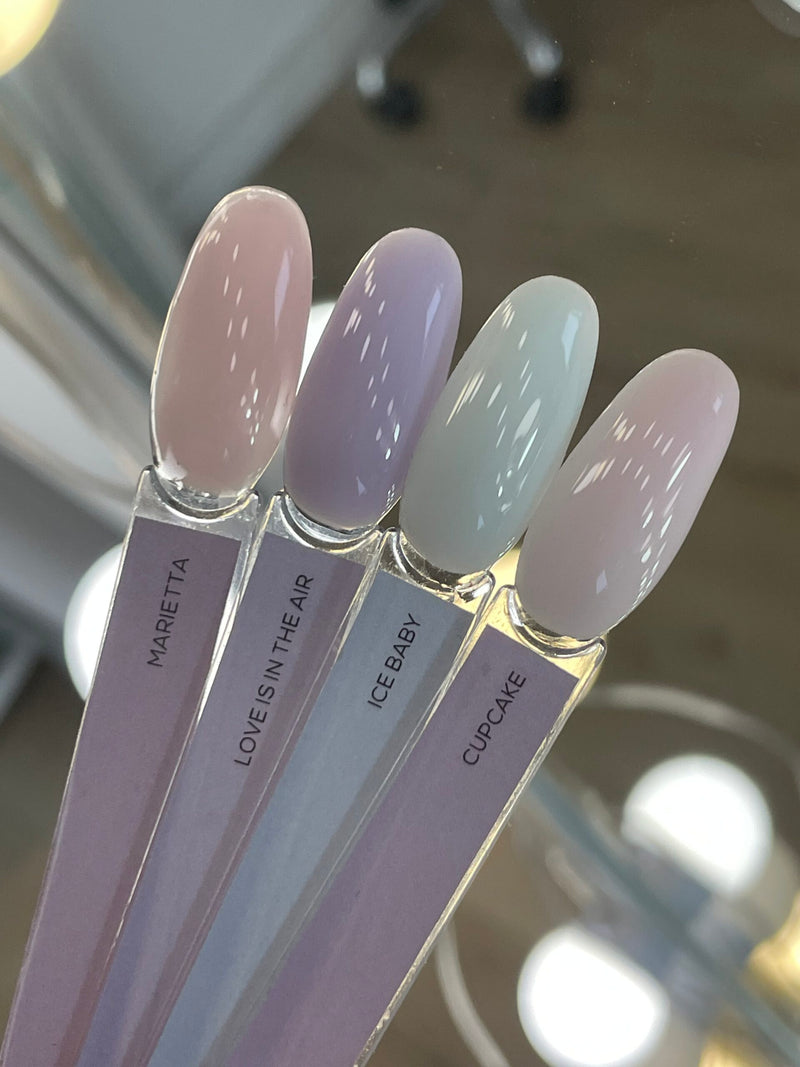 Color Base PRO "Love is in the Air"